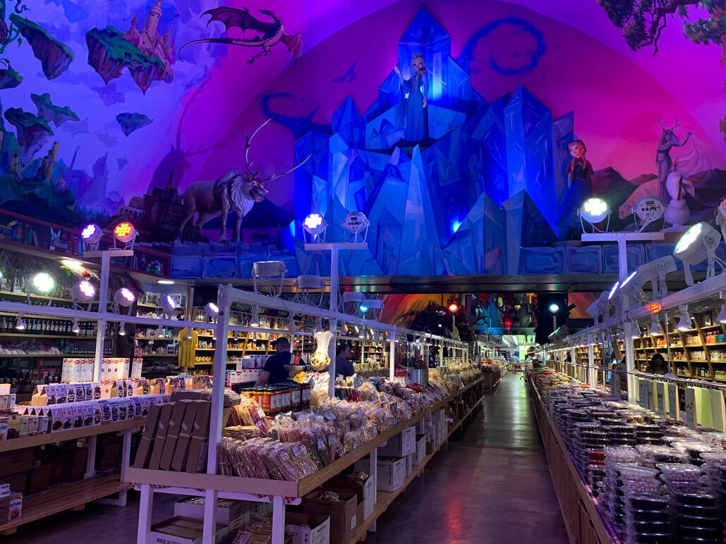 Our Guided Tour of Minnesota's Largest Candy Store | Discover The